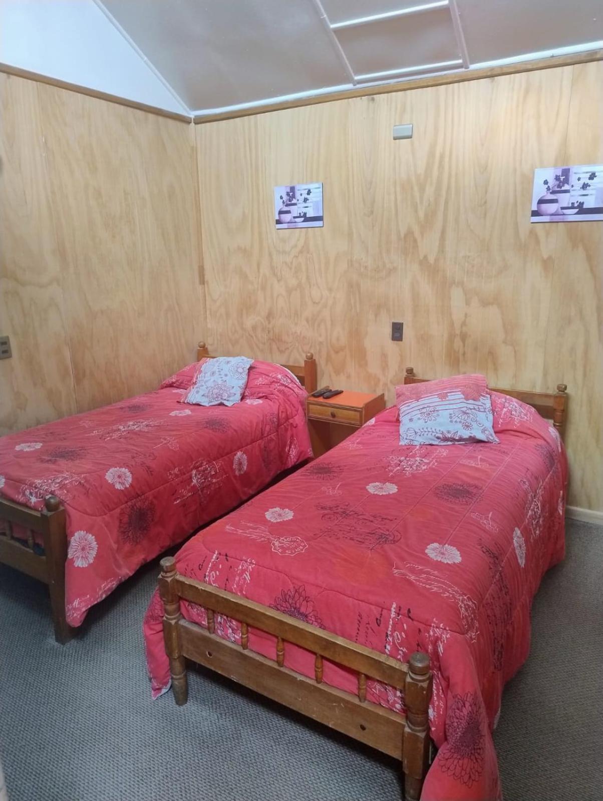 Hostal Y Residencial El Mundial Puerto Natales Luaran gambar